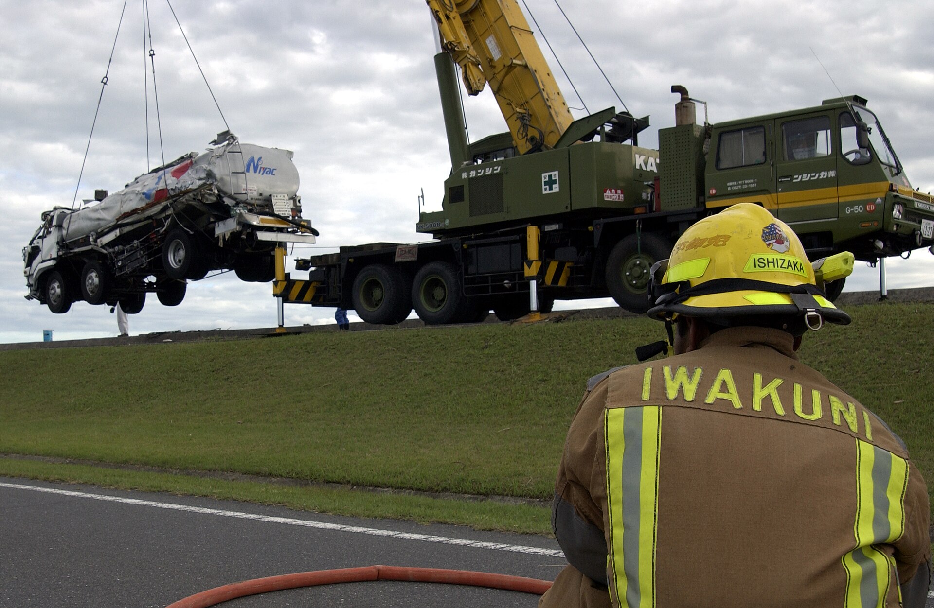 Accident and Recovery crane assistance
